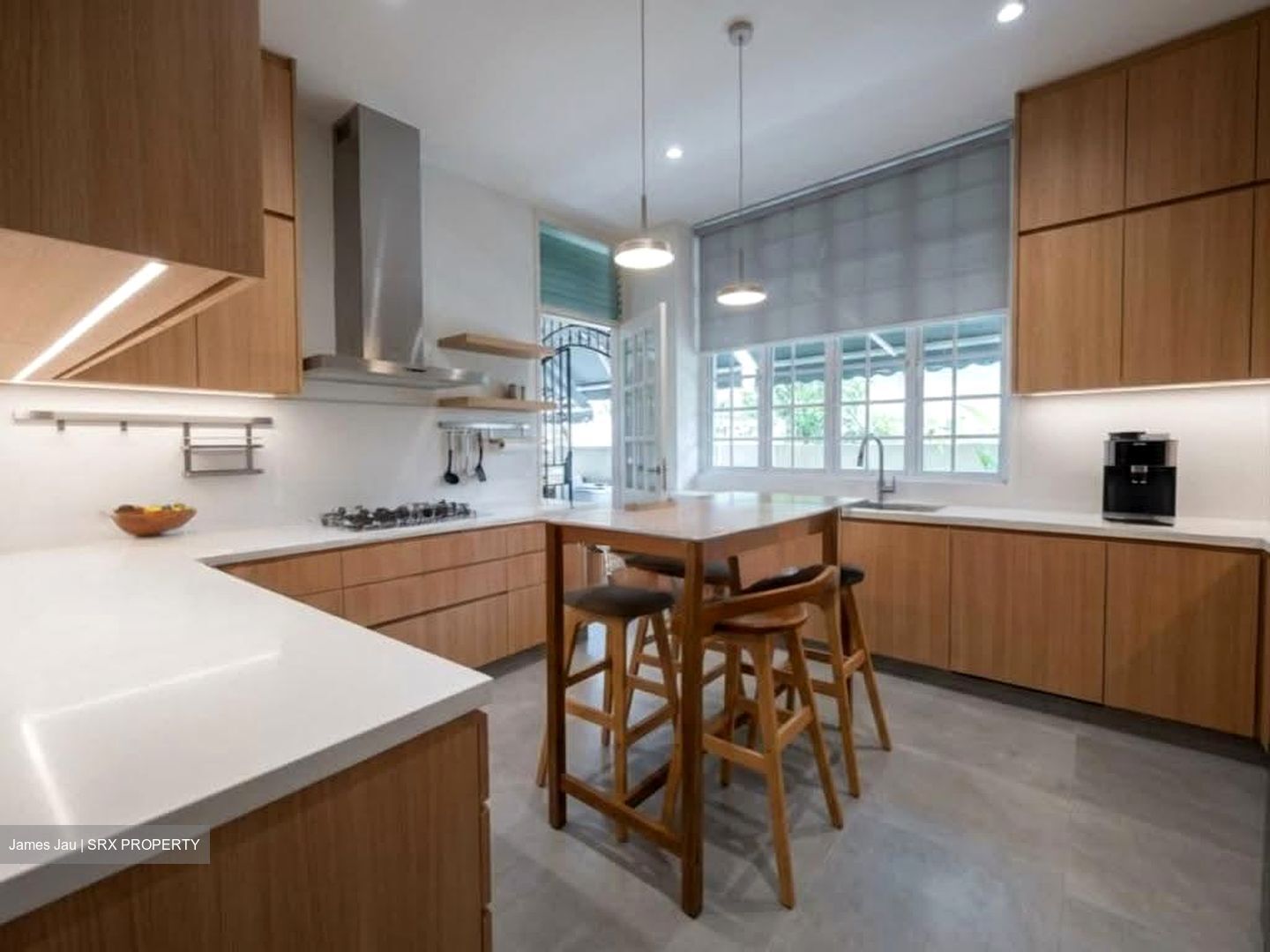 Sennett Drive (D16), Terrace #634558621